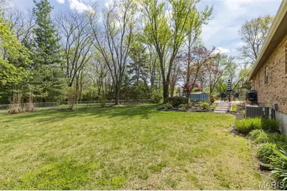 4452 Dantonaire Place, Saint Louis, MO 63128 - Photo 27
