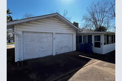 102 Five Meadows Lane, Ballwin, MO 63011 - Photo 3