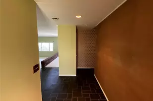 102 Five Meadows Ln, Ballwin, MO 63011 - Photo 7