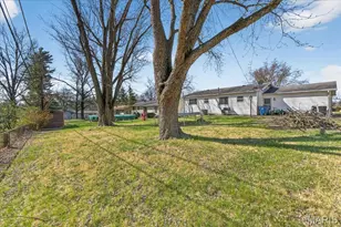 11754 El Somo Ct, Florissant, MO 63033 - Photo 35