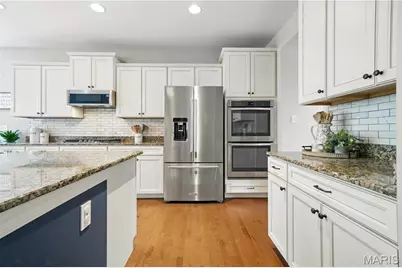 204 Grayleaf Court, Wentzville, MO 63385 - Photo 7