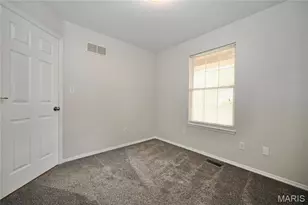 3235 Country Knoll Dr, Saint Charles, MO 63303 - Photo 21