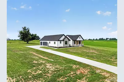 226 Autumn Hallow Ct, Old Monroe, MO 63369 - Photo 3