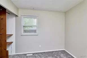 1422 Ramona Ln, Saint Charles, MO 63304 - Photo 19