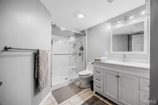 13172 Greenbough Dr, Saint Louis, MO 63146 - Photo 45