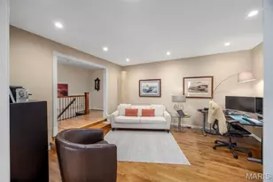 13172 Greenbough Dr, Saint Louis, MO 63146 - Photo 5