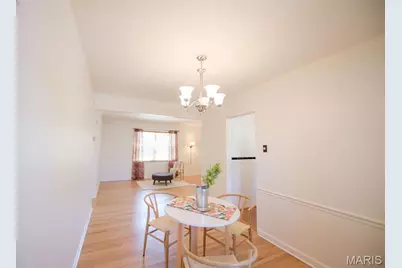 5876 Sunshine Drive #111 (1N), Saint Louis, MO 63109 - Photo 5