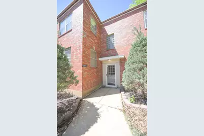 5876 Sunshine Drive #111 (1N), Saint Louis, MO 63109 - Photo 1