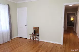 8829 Bridgeport Ave, Brentwood, MO 63144 - Photo 17