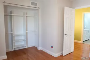 8829 Bridgeport Ave, Brentwood, MO 63144 - Photo 35