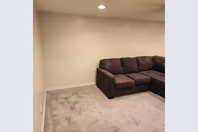 940 Rogers Lane, Florissant, MO 63033 - Photo 29