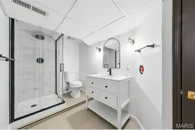 1323 Woodpath Drive, Florissant, MO 63031 - Photo 43