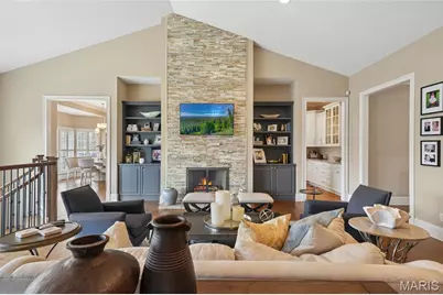 9 Graybridge Drive, Ladue, MO 63124 - Photo 13