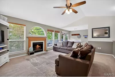 132 Hunters Green Lane, Eureka, MO 63025 - Photo 7