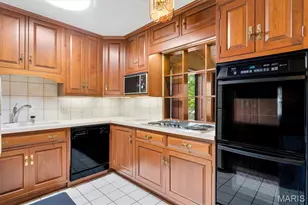 2948 Oldewick Dr, Saint Louis, MO 63129 - Photo 13