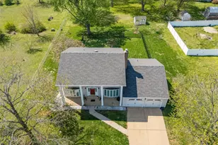 447 Redwood Dr, Farmington, MO 63640 - Photo 5