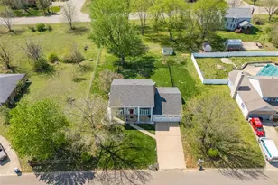 447 Redwood Dr, Farmington, MO 63640 - Photo 29