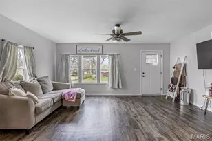 925 Moorland St, Farmington, MO 63640 - Photo 3