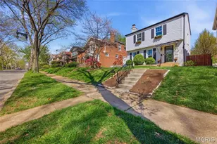 7049 Pershing Ave, University City, MO 63130 - Photo 3