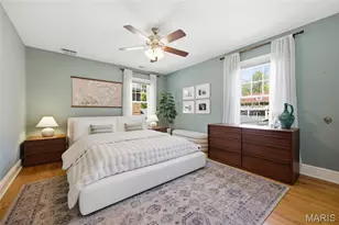 7049 Pershing Ave, University City, MO 63130 - Photo 17