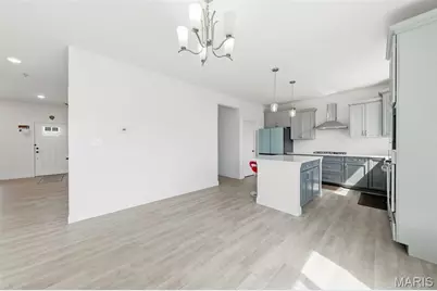 106 Sommerset Court, Lake Saint Louis, MO 63367 - Photo 13