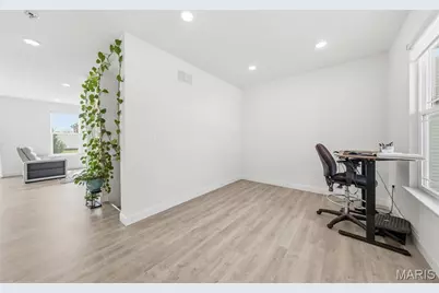 106 Sommerset Court, Lake Saint Louis, MO 63367 - Photo 23