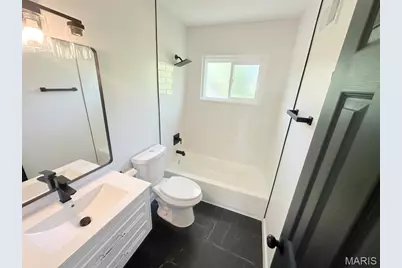 4005 Cranberry Lane, Saint Louis, MO 63121 - Photo 7