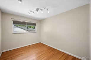 7509 Gannon Ave, University City, MO 63130 - Photo 17