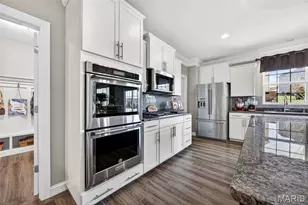2648 Preston Woods Trail, Lake Saint Louis, MO 63367 - Photo 17