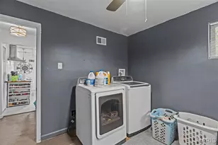 10015 Baron Dr, Saint Louis, MO 63136 - Photo 21