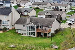 210 Prairie Lake Dr, Wentzville, MO 63385 - Photo 9