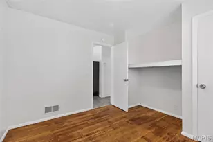 739 Shepley Dr, Saint Louis, MO 63137 - Photo 19