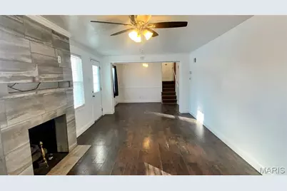 1587 Farmview Avenue, Saint Louis, MO 63138 - Photo 3