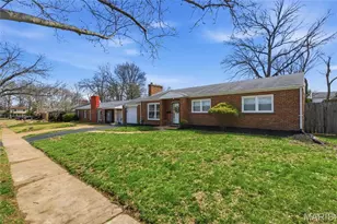 7742 Burr Oak Ln, University City, MO 63130 - Photo 37