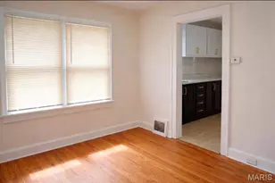 3207 Elsworth Pl Pl, Bel-Ridge, MO 63121 - Photo 3