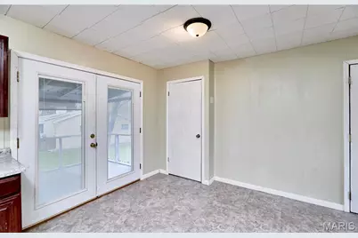 120 Highview Drive, Ballwin, MO 63011 - Photo 21