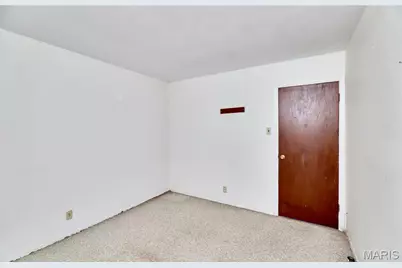 120 Highview Drive, Ballwin, MO 63011 - Photo 35