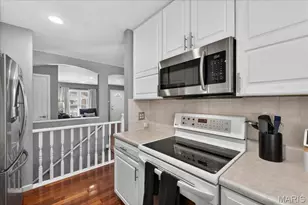 1217 Dorne Dr, Ballwin, MO 63021 - Photo 13