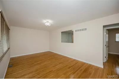 1350 Ensenada Drive, Saint Louis, MO 63031 - Photo 5