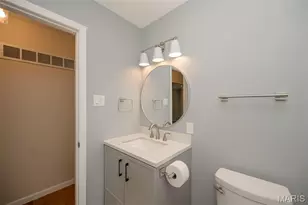 1350 Ensenada Dr, Saint Louis, MO 63031 - Photo 21