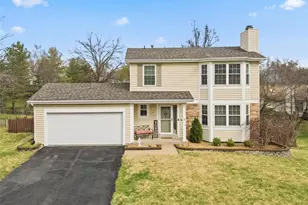 8 Westglen Ct, Saint Peters, MO 63376 - Photo 1