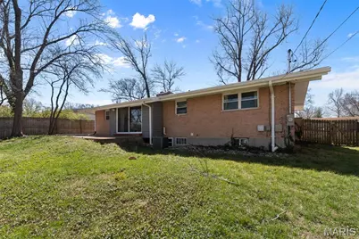 21 Graeler Drive, Saint Louis, MO 63146 - Photo 37