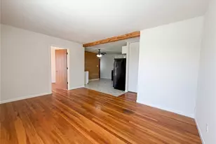 2243 Bolton St, Saint Charles, MO 63301 - Photo 3