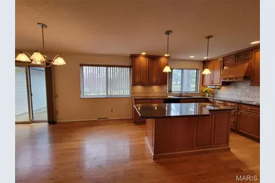 3568 Queens Hill Drive, Oakville, MO 63129 - Photo 15