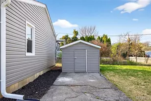 2643 Bonniebrook Dr, Maryland Heights, MO 63043 - Photo 41