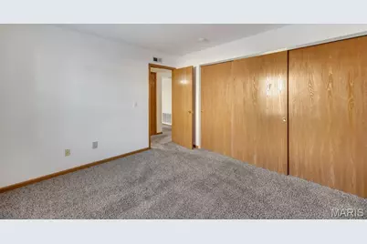 35 Berview Circle #E, Saint Louis, MO 63129 - Photo 13