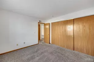 35 Berview Cir, Saint Louis, MO 63129 - Photo 13