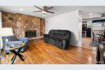 3118 Milissa Lane, Saint Louis, MO 63125 - Photo 7
