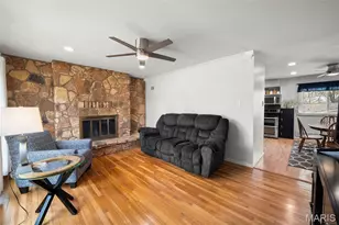 3118 Milissa Ln, Saint Louis, MO 63125 - Photo 7