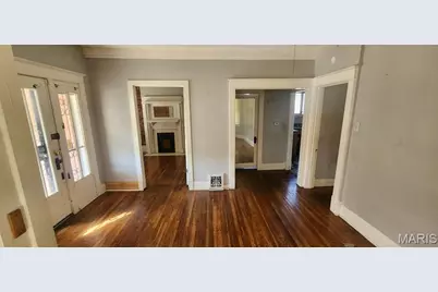 2810 Norwood Avenue, Saint Louis, MO 63115 - Photo 5